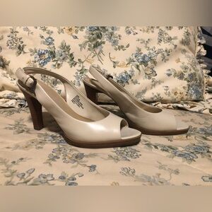 Elegant Cream Peep-Toe Slingback Heels